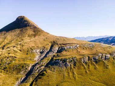Navarra, Pyrenees, Kuzey İspanya 'da yaz manzarası.