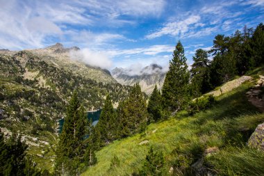 Aiguestortes ve Sant Maurici Ulusal Parkı, Pireneler, İspanya