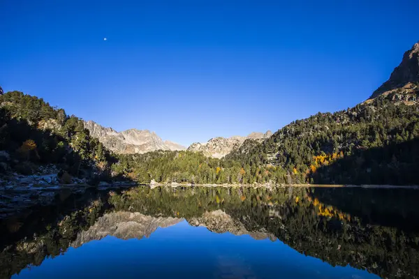 Paysage Automne Parc National Des Aiguestortes Sant Maurici Pyrénées Espagne — Photo