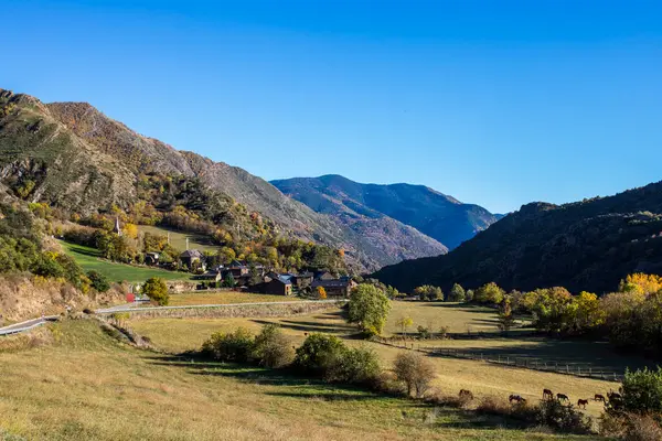 stock image Autumn landscape, Aiguestortes and Sant Maurici National Park, Pyrenees, Spain