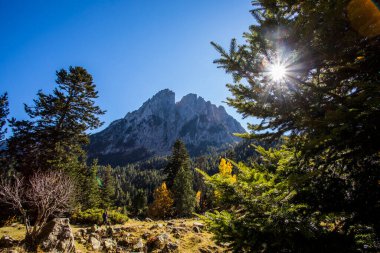 Sonbahar manzarası, Aiguestortes ve Sant Maurici Ulusal Parkı, Pireneler, İspanya