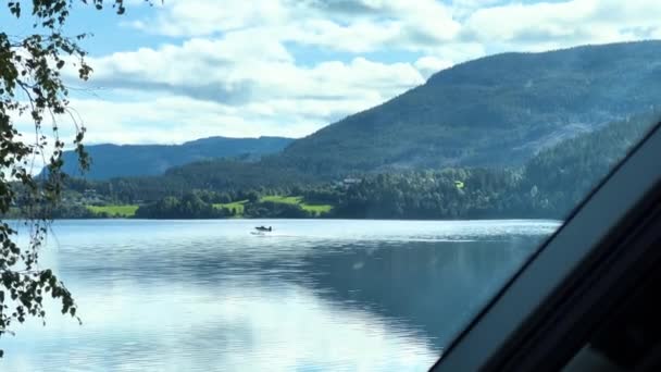 Escena Verano Hidroavión Aterrizando Lago Sur Noruega — Vídeo de stock