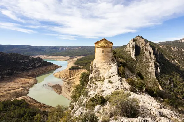 卡内尔水库缺水 由于缺少雨水 这个沼泽地的水位很低 荒漠化 气候变化 环境问题 西班牙Lleida 2024年二月 图库图片