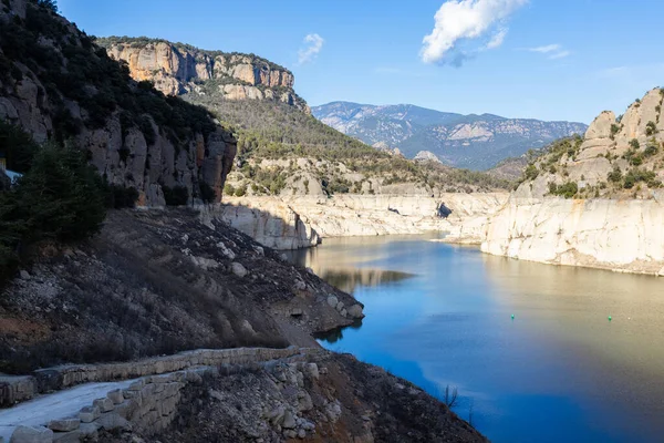 Llosa Del Cavall水库缺水 由于缺少雨水 这个沼泽地的水位很低 荒漠化 气候变化 环境问题 西班牙Lleida 2024年二月 图库照片