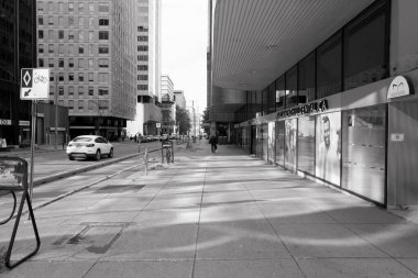 Şehrin modern binası