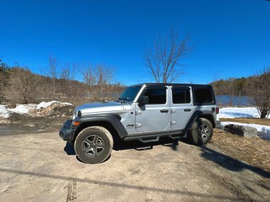 Bir asfalt yolda araba kazası, Rusya ülkesi, Rusya, Moskova, Sibirya, hindi