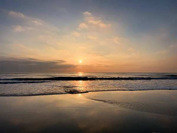 以日落的美丽海景 — 图库照片
