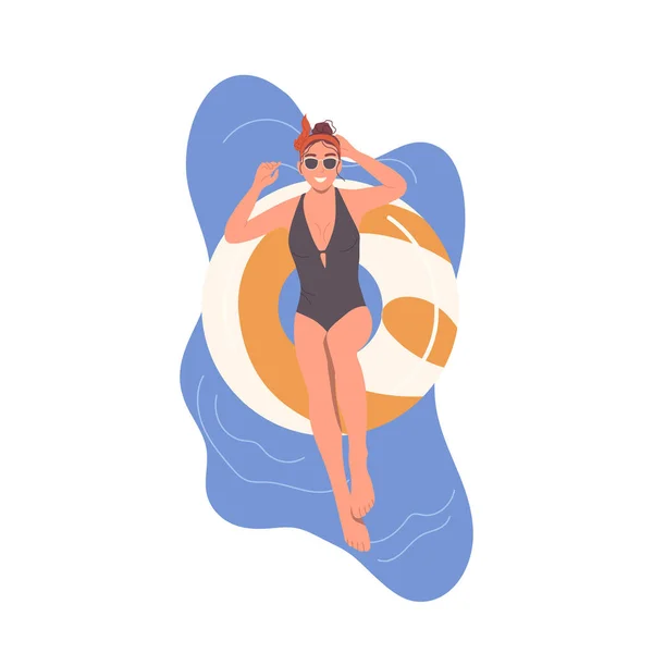 Szczęśliwa Zrelaksowana Kobieta Pływająca Nadmuchiwanym Gumowym Pierścieniu Basenie Lub Wodzie — Wektor stockowy