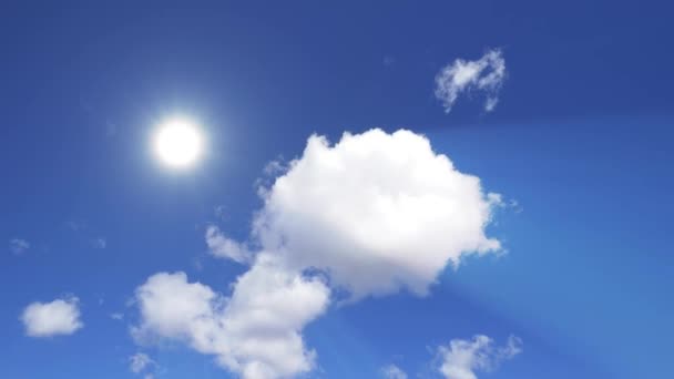 Felhők Fényes Déli Nap Mozgó Felhős Változás Alakja Miközben Siklik — Stock videók