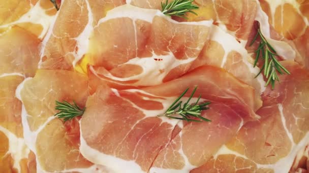 Kawałki Suszonej Szynki Mięso Wieprzowe Peklowane Włoskie — Wideo stockowe