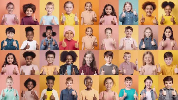 Video Collage 432 Børn Der Viser Tommelfingre Smilende Multietniske Børn – Stock-video