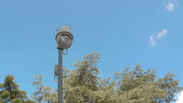Cctv Camera Modern Security Camera Pole Public Places Streets Security — Stock Video