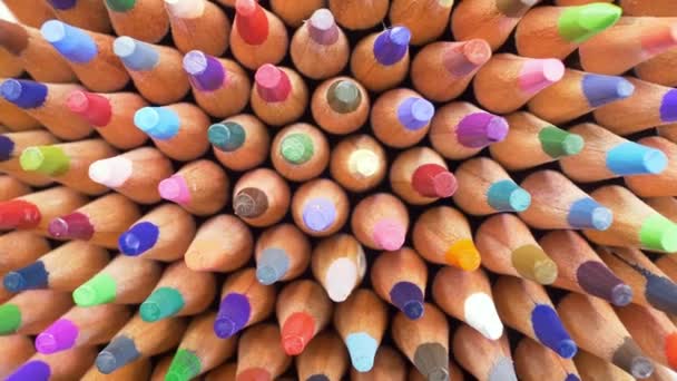 Crayons Aiguisés Pour Dessin Crayons Multicolores Noyaux Gros Plan Extrême — Video