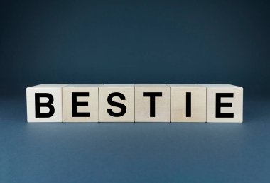 Hayvan herif. Küpler Bestie kelimesini oluşturur. Bestie kelime konsepti - arkadaşlık