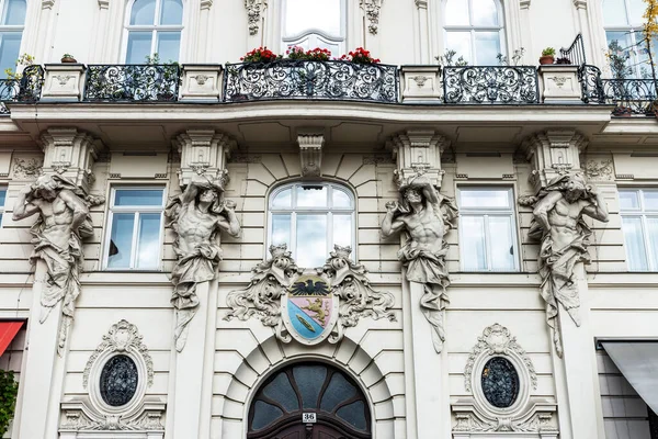 Wien Österreich Oktober 2022 Fassade Eines Klassischen Altbaus Oder Jugendstilhauses — Stockfoto