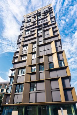 Belvedere Qutier, Viyana, Avusturya 'da modern bir gökdelenin cephesi