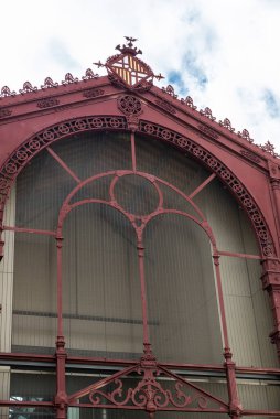 Mercat de Sant Antoni cephesi, Barcelona, Katalonya, İspanya 'da gıda pazarı