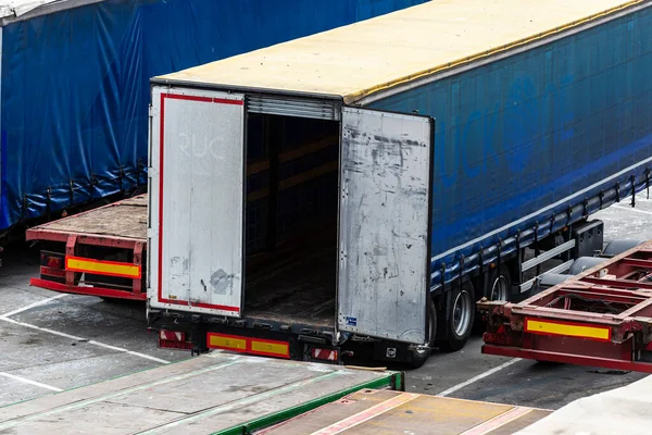 Barcelona Spain April 2023 Container Trailer Parked Door Open Loading — Stock Photo, Image