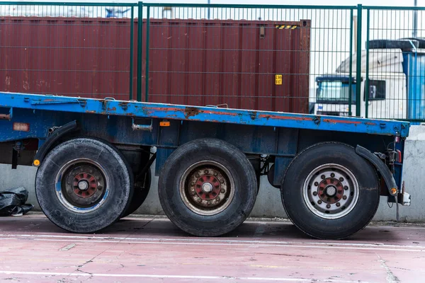 Empty Container Trailer Parked Loading Dock Port Barcelona Catalonia Spain — Stock Photo, Image