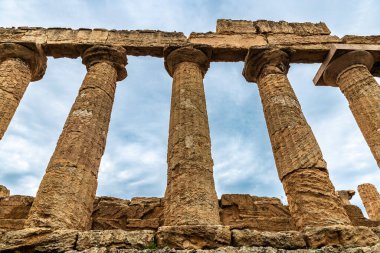 Hera Lacinia Tapınağı, Juno Lacinia veya D Tapınağı, Valle dei Templi veya Tapınaklar Vadisi, Agrigento, Sicilya, İtalya