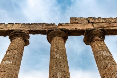 Hera Lacinia Tapınağı, Juno Lacinia veya D Tapınağı, Valle dei Templi veya Tapınaklar Vadisi, Agrigento, Sicilya, İtalya