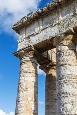 İtalya 'nın Sicilya eyaletinin Trapani ilindeki Doric tapınağı.