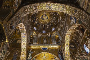 Palatine Şapeli 'nin Pantokrator' u veya İtalya 'nın Sicilya, Palermo kentindeki Cappella Palatina.