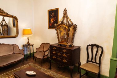 Oporto 'daki Carmo Kilisesi' nin veya Portekiz 'deki Porto, Portekiz' deki papaz evinin oturma odası veya salonu.