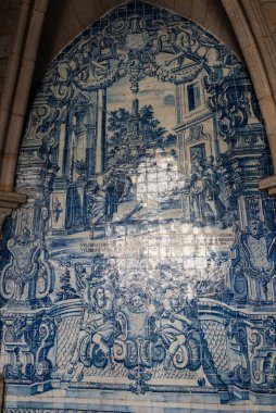 Porto Katedrali 'nin Gotik Manastırı' ndaki mavi azulejo fayans duvar resmi, Oporto, Portekiz tarzında, Gotik ve Barok tarzı.