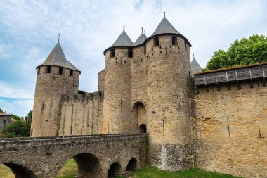 Cite de Carcassonne, Occitania, Fransa 'nın ortaçağ kalesinin manzarası