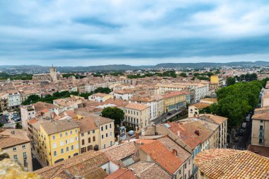 Narbona, Fransa - 19 Haziran 2024: Narbona veya Narbonne şehri, Occitanie, Fransa