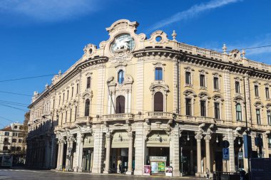 Torino, İtalya - 27 Kasım 2024: Torino veya Torino, Piedmont, İtalya 'daki bir ofis binasında Generali sigortası imzası ve logosu