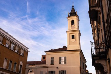 Torin veya Torino, Piedmont, İtalya 'daki Santa Chiara kilisesinin çan kulesi.