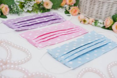 Arka plan olarak güzel desenli maskeler