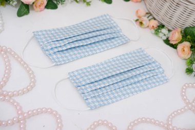 Arka plan olarak güzel desenli maskeler