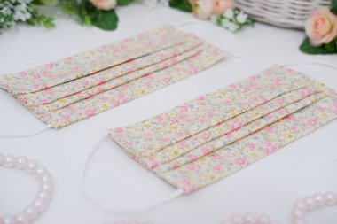 Arka plan olarak güzel desenli maskeler