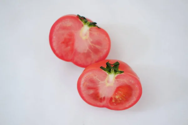 Tomates Sobre Fondo Blanco Rebanadas Tomates — Foto de Stock