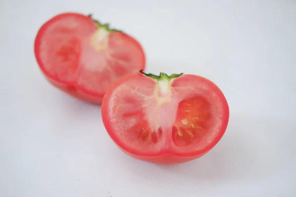 Tomates Fundo Branco Fatias Tomates — Fotografia de Stock