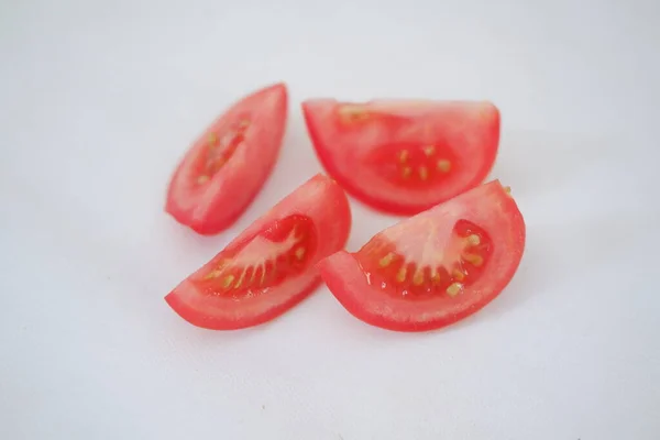 Tomaten Auf Weißem Hintergrund Tomatenscheiben — Stockfoto