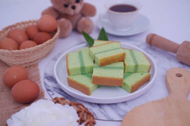 Tabakta pandan keki. Seçici odak.