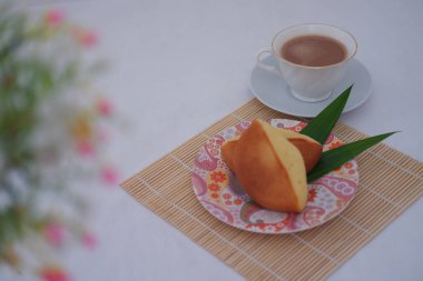 Kahveli Pukis Keki Samimi bir Sabah Muamelesi