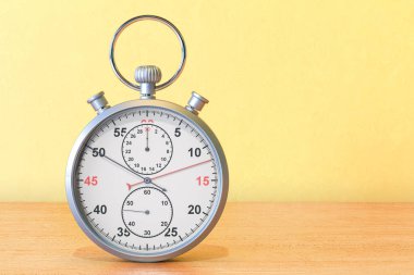 Ahşap masa, 3d render üzerinde kronometre