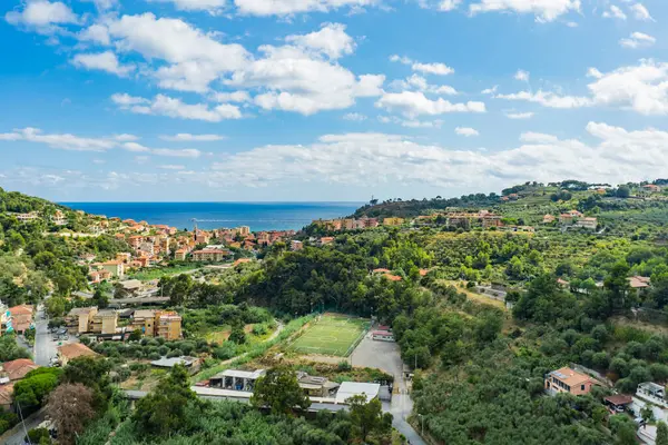 Ligurian Riviera, İtalya 'daki Sahilsel Kıyı Kasabası