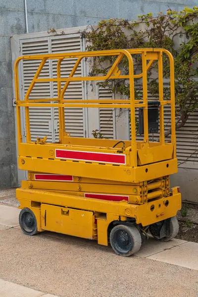 Bakım ve İnşaat için Makas Kaldırma Platformu