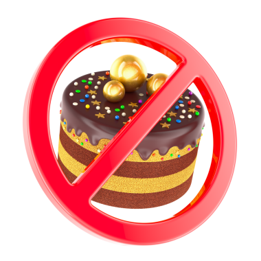 İçki yasağı sembollü çikolatalı pasta. Tatlı kısıtlaması, şekersiz diyet ya da şekersiz, konsept. Şeffaf arkaplanda 3B görüntüleme izole edildi