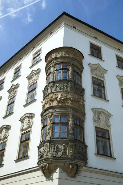 奥洛穆茨古城 捷克共和国 一座历史建筑的外部及其许多细节 — 图库照片