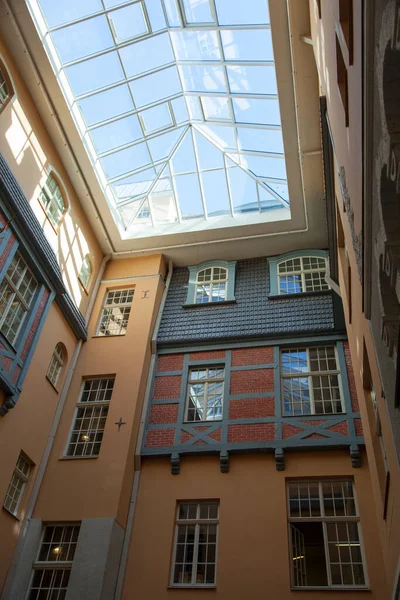 Der Geschlossene Hof Mit Glasdach Der Altstadt Von Riga Lettland — Stockfoto