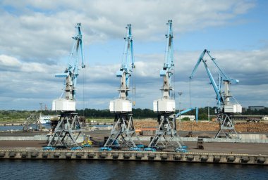 Riga şehir limanında (Letonya).