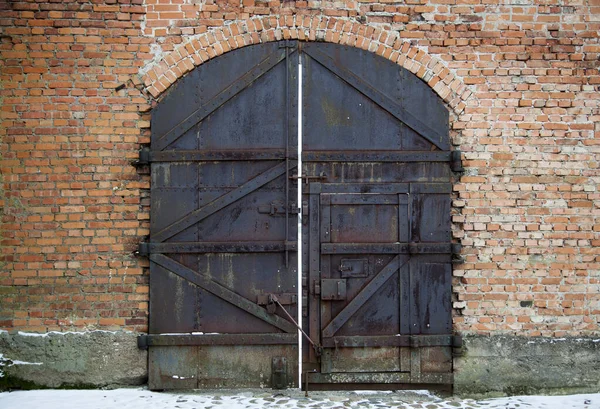 Porta Arrugginita Una Fortezza Costruita Nel 1913 Nella Città Kaunas — Foto Stock