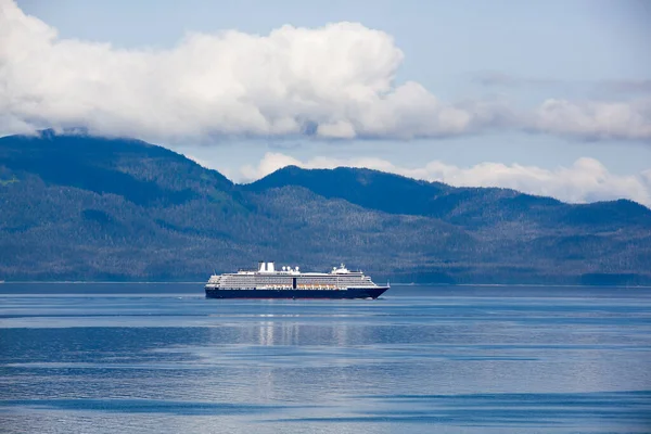 Het Uitzicht Ochtend Van Een Cruiseschip Reizen Naar Juneau Aanloophaven — Stockfoto
